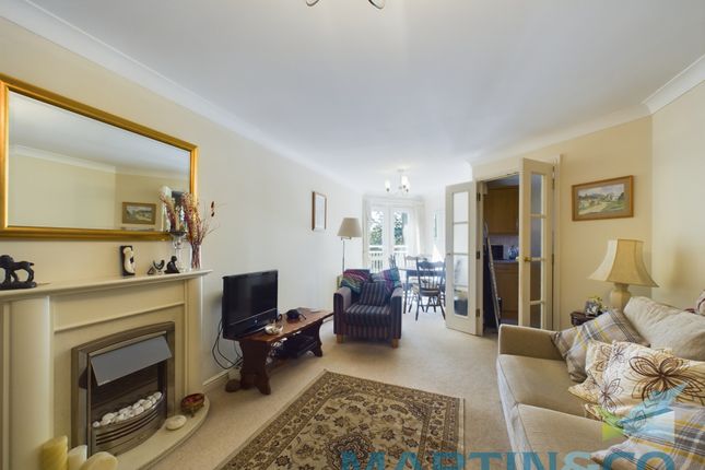 Flat for sale in Woolton Road, Childwall, Liverpool