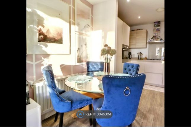 Sandy House, Sackett Road, London photo 3