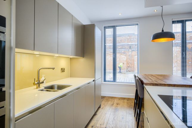 Town house for sale in St. Pauls Court, 23A St. Pauls Square, Jewellery Quarter
