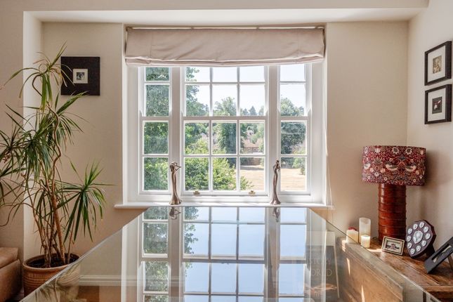 12, Fairmile Court, Fairmile, Henley On Thames photo 4
