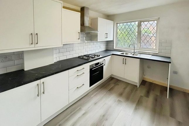 18, Peterborough photo 2