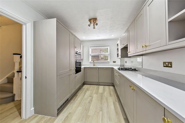 27, Church Street, Old Isleworth photo 2