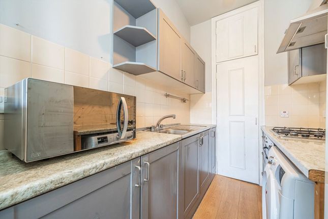 Flat F, 24, Lakeside Road, London photo 3