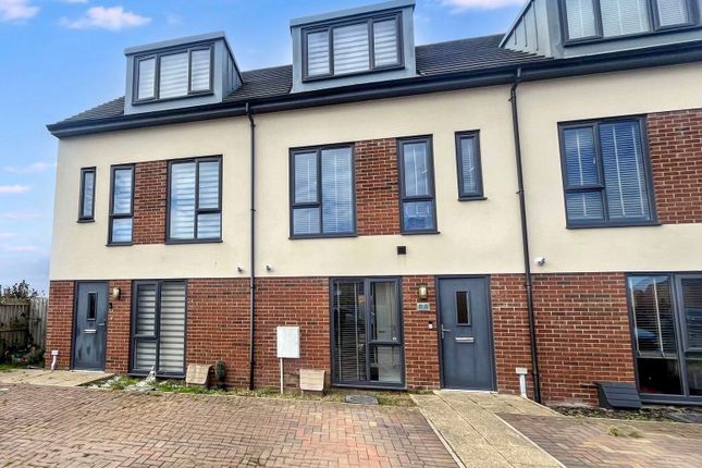 3-bed other on 7, Woodside Way, Morpeth, £190,000