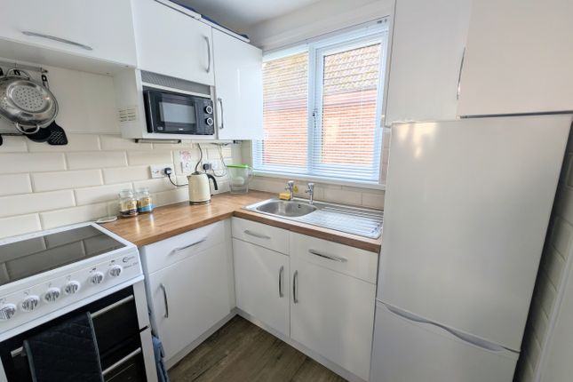 22 Trevithick Court, Tolroy Manor, Hayle photo 4