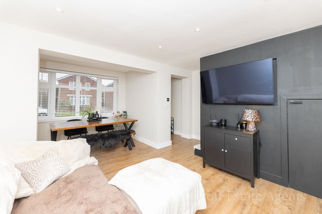 10, Selwyn Drive, Great Yarmouth photo 4
