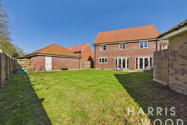 40 St. Andrews Close, Alresford, Essex photo 4