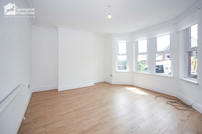 5, 5 Dewsland Park, Newport photo 3