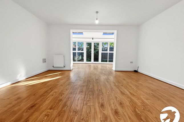 Egerton Close, Belvedere photo 4