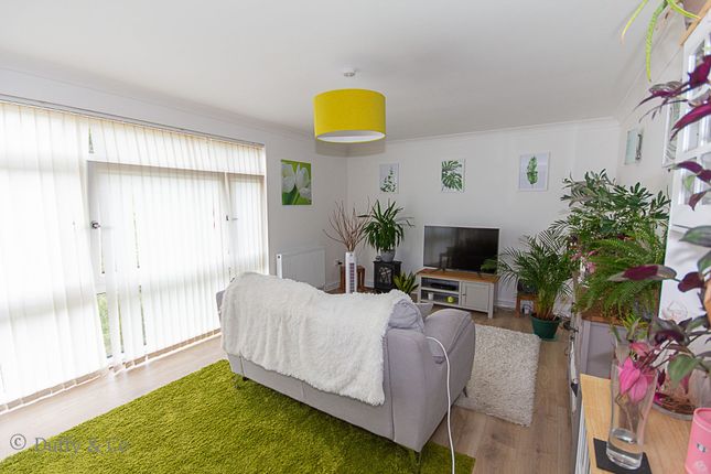 30 Kipling Court Paddockhall Road, Haywards Heath photo 4