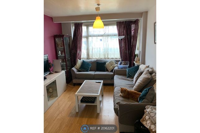 Terraced house to rent in Kingsbridge Road, Southall