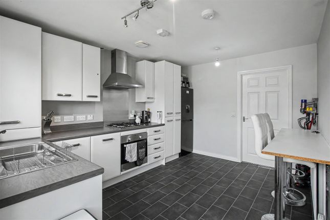25, Charles Street, Kettering photo 4