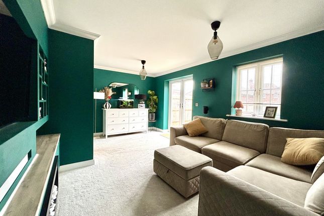 5, Shepherd Close, Somerset photo 3