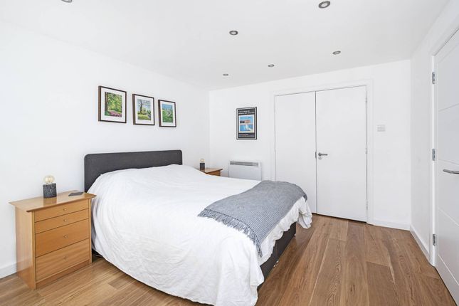 Thumbnail Flat to rent in Old Street, Old Street, London