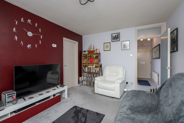 Flat 1, The Sycamores, 17, Arundel Road, Eastbourne photo 3
