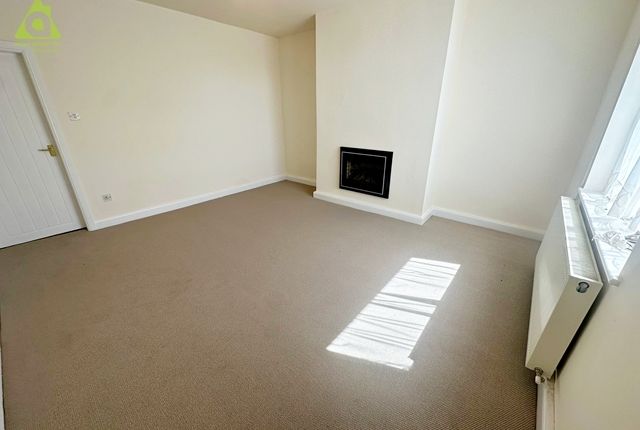 38, Mabel Street Greater Manchester, Westhoughton photo 3
