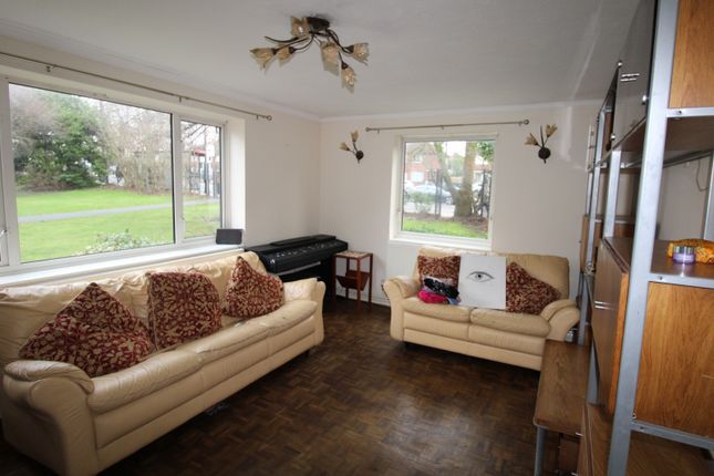Thumbnail Flat for sale in The Farmlands, Northolt