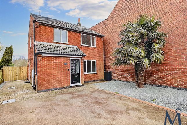 Thumbnail Detached house for sale in Hermitage Road, Whitwick, Coalville