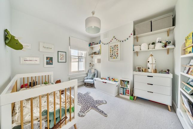 25, Howden Street, London photo 4