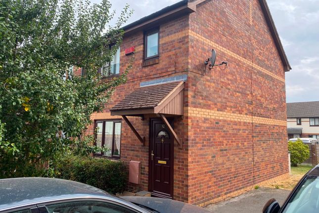 12, Marlowe Close, West Yorkshire photo 2