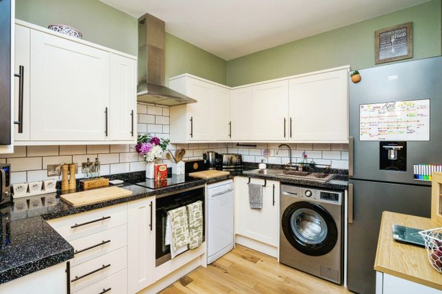 Flat for sale in London Road, Hurst Green, Etchingham, East Sussex