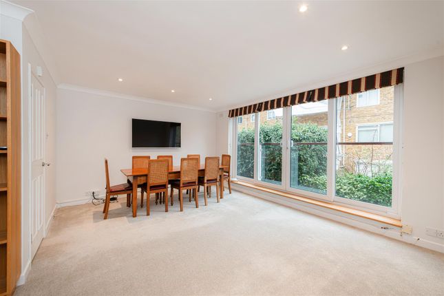 Property for sale in Meadowbank, Primrose Hill