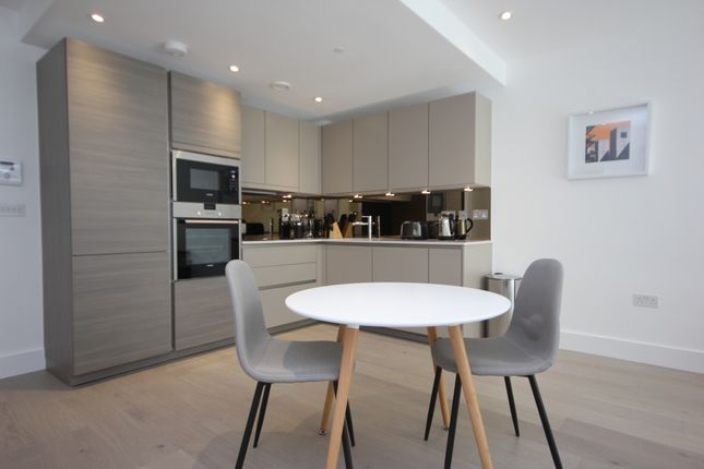 Thumbnail Flat to rent in Claremont House, London