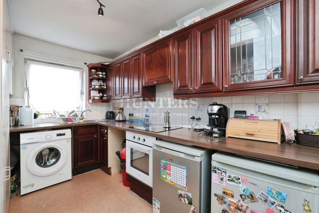 Howcroft Lane, Greenford photo 2