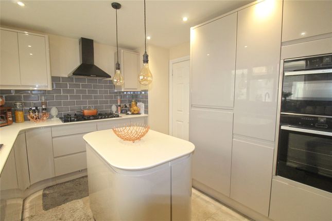 28, Shrewton Close, Wiltshire photo 3