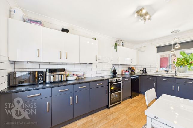 4 Fowell Close, Norwich photo 3