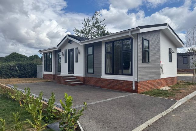 2-bed caravan on 1, Four Seasons Park, Labour In Vain Road, Sevenoaks, £325,000