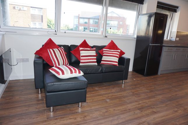 9 Marlborough Towers,, 85 Marlborough Street, Leeds photo 2