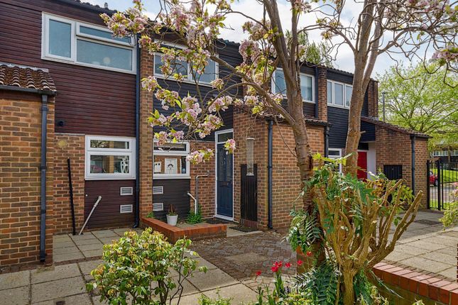 Thumbnail Terraced house for sale in Fulwood Walk, London