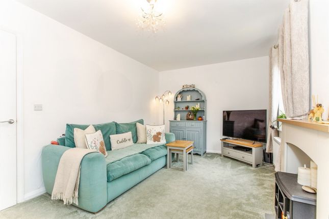5, Ream Close, Huntingdon photo 4