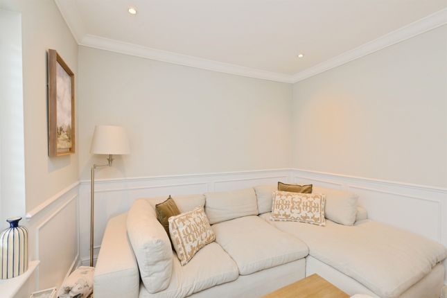12, Lea Road, Hoddesdon photo 3