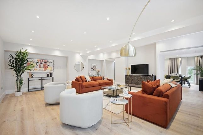 72, 219, Baker Street, London photo 4