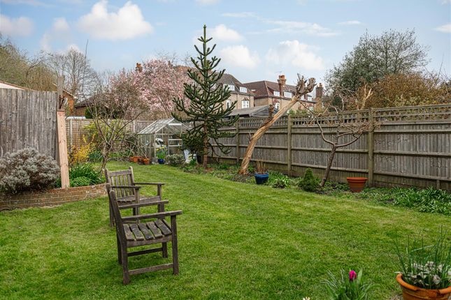 1, Deerings Road, Reigate photo 3