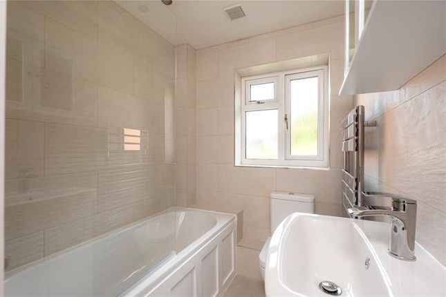 45 Holmwood Road, Enfield photo 2