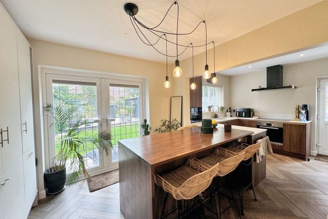 Welton Drive, Wilmslow photo 3
