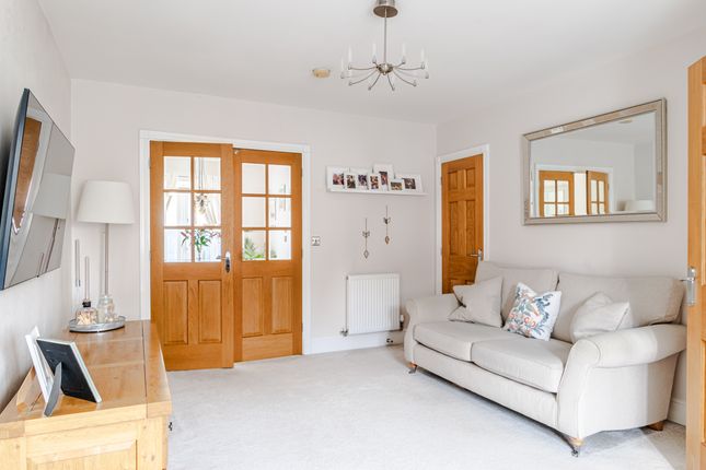 28, Ash Way, Selby photo 3