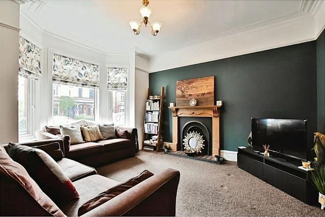13 Beech Avenue, Manchester photo 3
