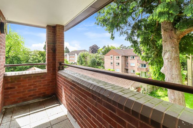 Flat 36, Roseberry Court Grandfield Avenue, Watford photo 4