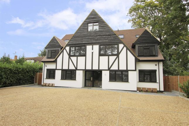 Thumbnail Flat for sale in Long Lane, Ickenham