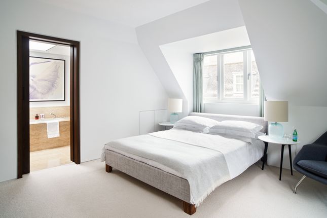 1, 1 Ennismore Street, London SW7 1JB, London photo 4
