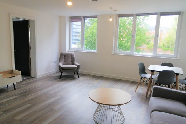 1-bed flat on Kinetic, 202 Kinetic, 88-92 Talbot Road, Manchester, £160,000