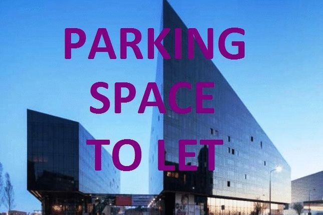 Parking/garage to rent in Mann Island, Liverpool
