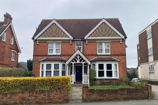 Thumbnail Flat for sale in Reigate Road, Reigate