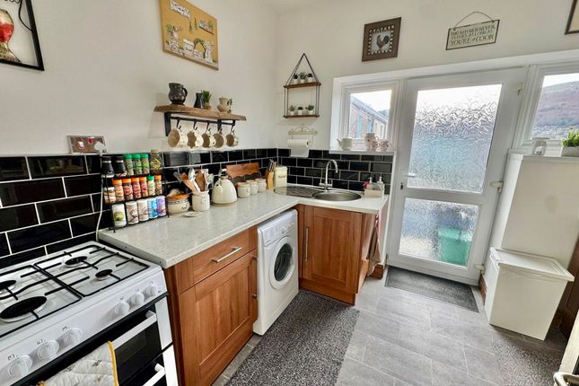 1 Edward Street, Porth photo 5