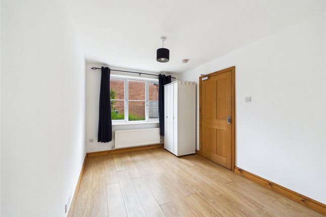46, Carsons Drive, Sudbury photo 3