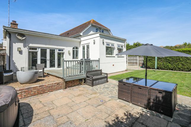 12, Rosemary Gardens, Kent photo 4
